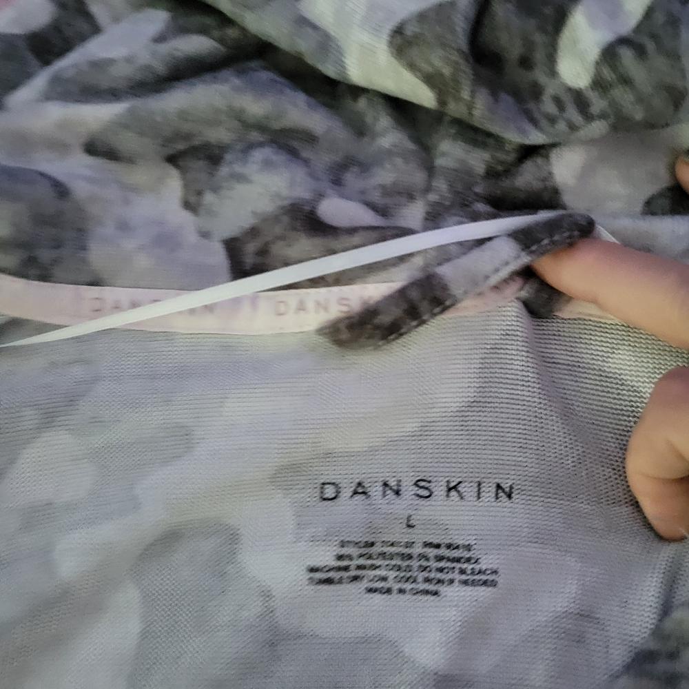 Danskin hooded sweater L